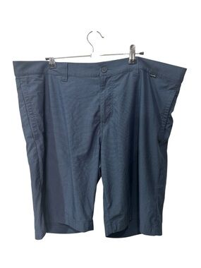 Travis Mathew Slate Blue Flat Front Shorts mens size 40